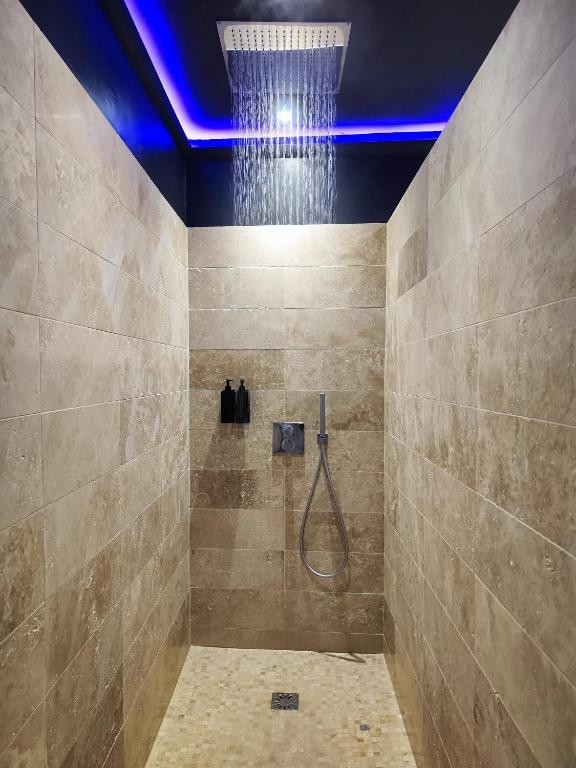 LoveRoom#1 by Pimente ton couple - Cagnes-sur-Mer3 de LoveRoom#1 by Pimente ton couple
