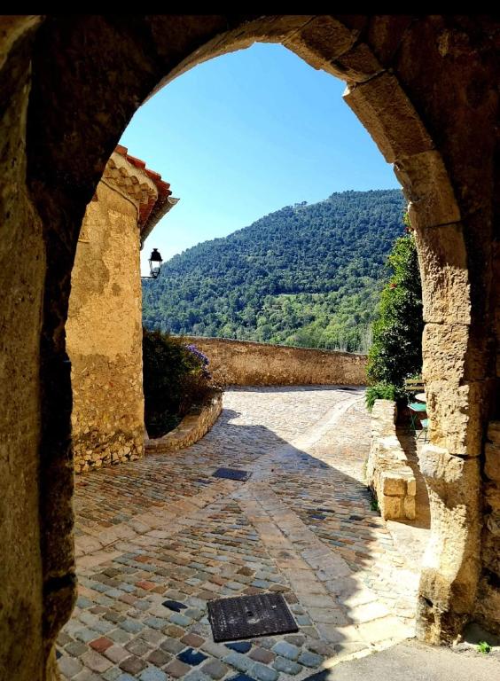 LOVEROOM "Des Chaines Les Passions" - Bargemon20 de LOVEROOM "Des Chaines Les Passions"
