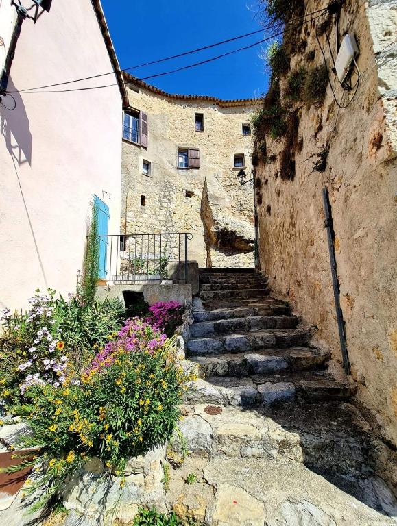 LOVEROOM "Des Chaines Les Passions" - Bargemon19 de LOVEROOM "Des Chaines Les Passions"
