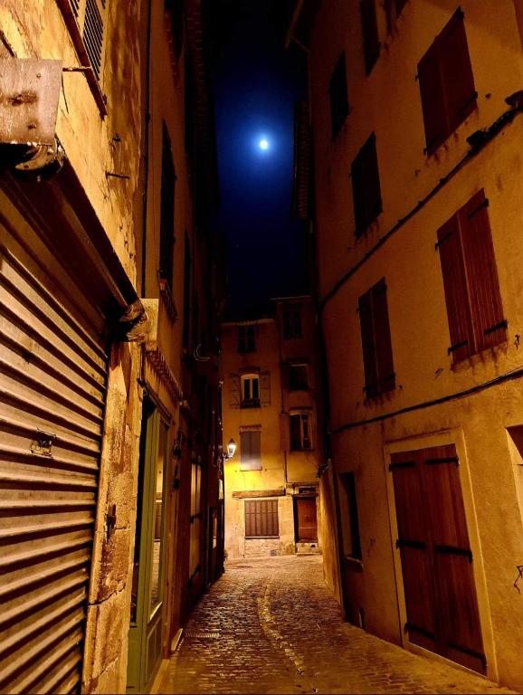 LOVEROOM "Des Chaines Les Passions" - Bargemon27 de LOVEROOM "Des Chaines Les Passions"
