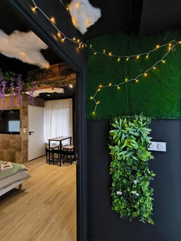 L'éxperience LOVE ROOM - LʼÉtrat19 de L'éxperience LOVE ROOM
