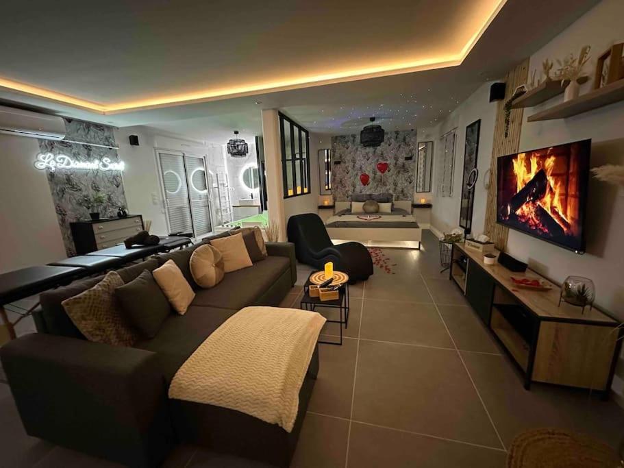 Le Diamant Secret Love room gîte de charme romantique exceptionnel - Marzan13 de Le Diamant Secret Love room gîte de charme romantique exceptionnel
