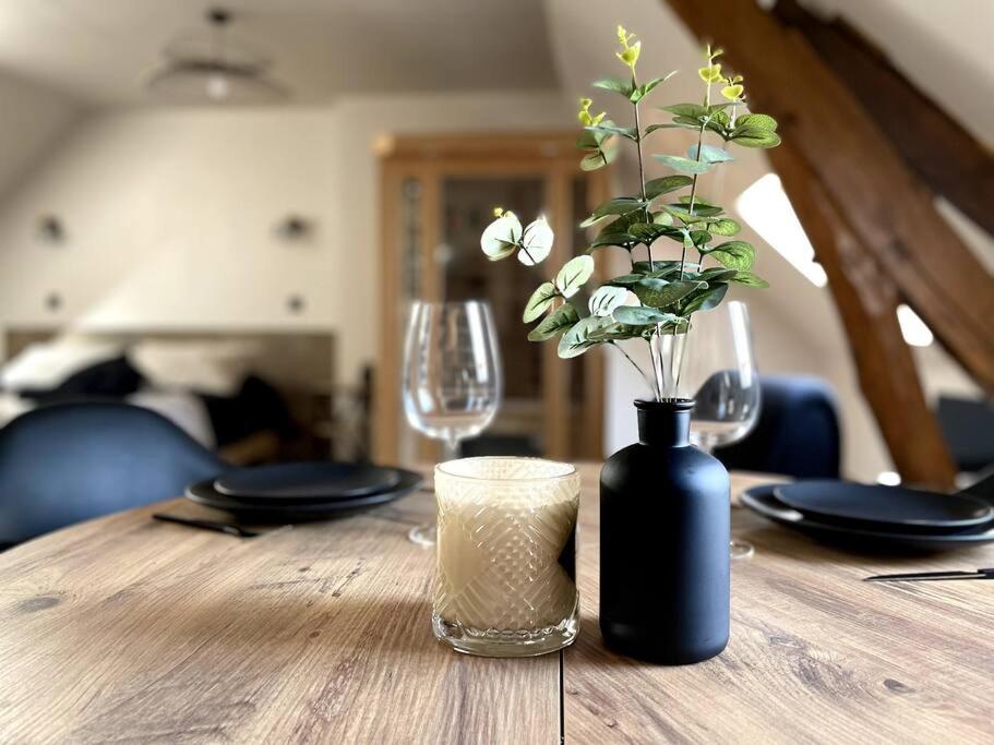 Love Room Le Chalet / Jacuzzi / Sauna - Château-Landon9 de Love Room Le Chalet / Jacuzzi / Sauna
