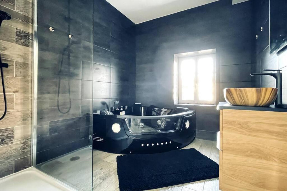 Love Room Le Chalet / Jacuzzi / Sauna - Château-Landon30 de Love Room Le Chalet / Jacuzzi / Sauna
