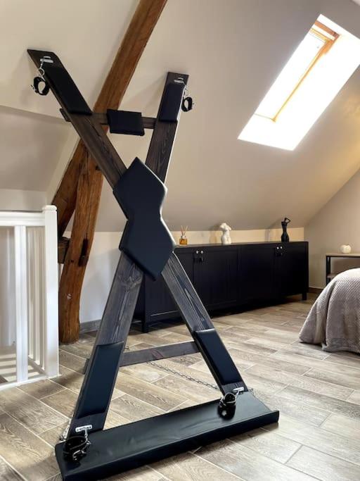 Love Room Le Chalet / Jacuzzi / Sauna - Château-Landon39 de Love Room Le Chalet / Jacuzzi / Sauna
