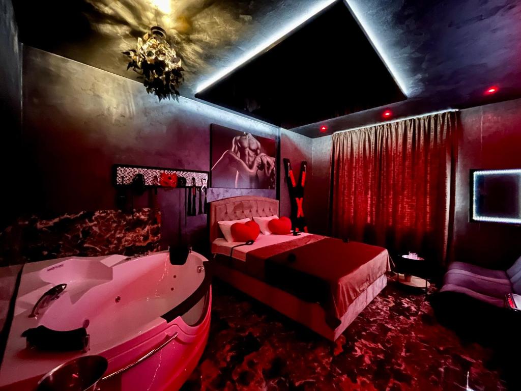 Love Room - Bucharest