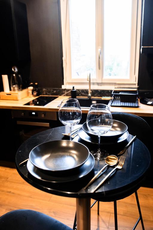 BlackRoom Suite de Luxe 50 Nuances de grey - Le Havre30 de BlackRoom Suite de Luxe 50 Nuances de grey
