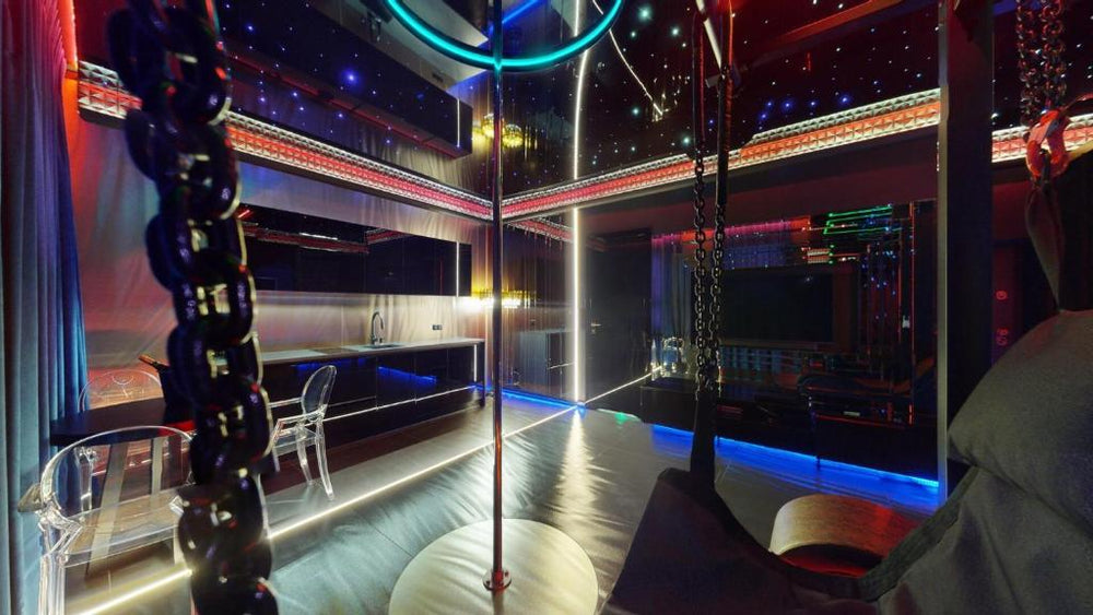 No Limits House - Apartament BDSM Glamour - Warsaw4 de No Limits House - Apartament BDSM Glamour
