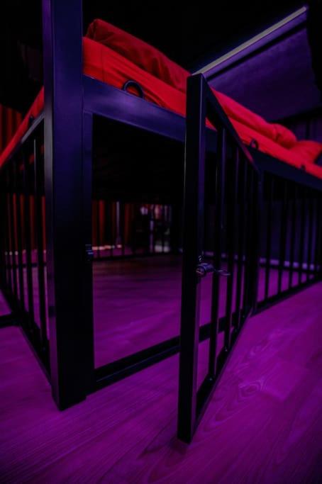 BDSM apartmán v Bratislave -ADULTS ONLY - Bratislava17 de BDSM apartmán v Bratislave -ADULTS ONLY
