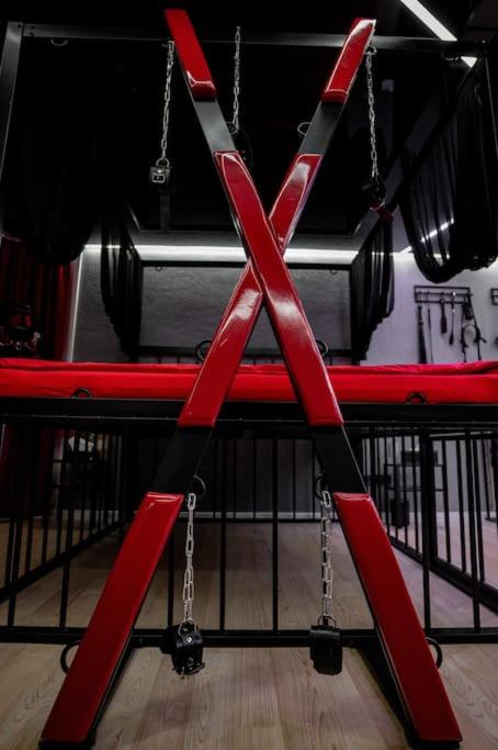 BDSM apartmán v Bratislave -ADULTS ONLY - Bratislava7 de BDSM apartmán v Bratislave -ADULTS ONLY
