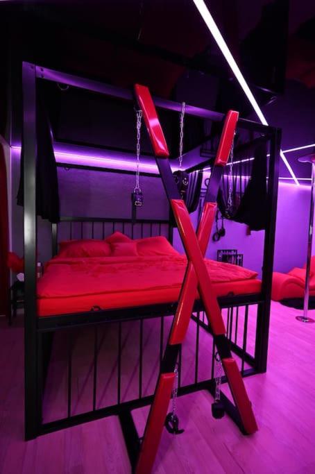 BDSM apartmán v Bratislave -ADULTS ONLY - Bratislava14 de BDSM apartmán v Bratislave -ADULTS ONLY
