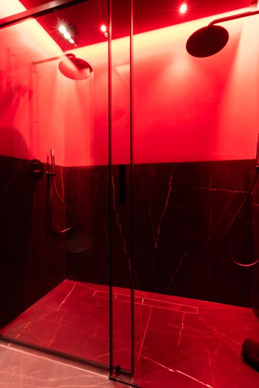 Évasion intime : Love Room de luxe à Cannes - Cannes15 de Évasion intime : Love Room de luxe à Cannes
