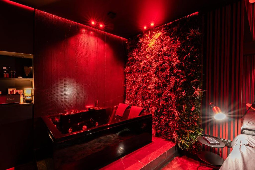 Évasion intime : Love Room de luxe à Cannes - Cannes10 de Évasion intime : Love Room de luxe à Cannes
