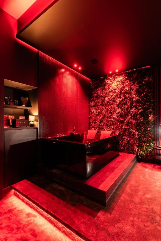 Évasion intime : Love Room de luxe à Cannes - Cannes2 de Évasion intime : Love Room de luxe à Cannes
