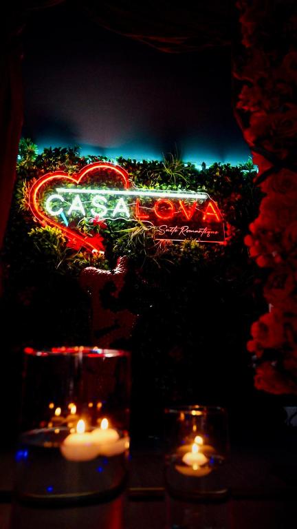 L'Interdit Suite Luxe Romantique Spa Balneo Sauna Hammam - Serrières15 de L'Interdit Suite Luxe Romantique Spa Balneo Sauna Hammam
