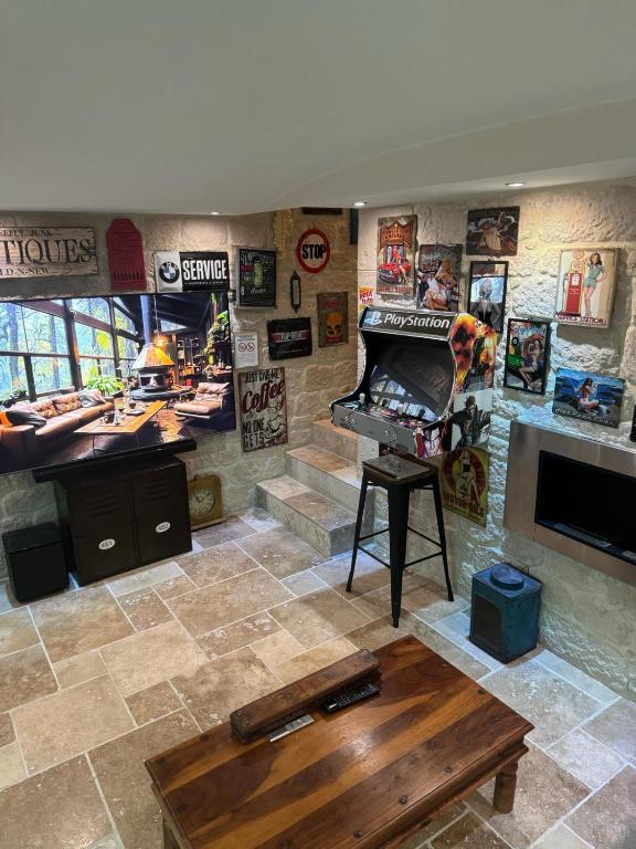 SUITE 785 Chambre Jacuzzi Sauna - Montauban36 de SUITE 785 Chambre Jacuzzi Sauna
