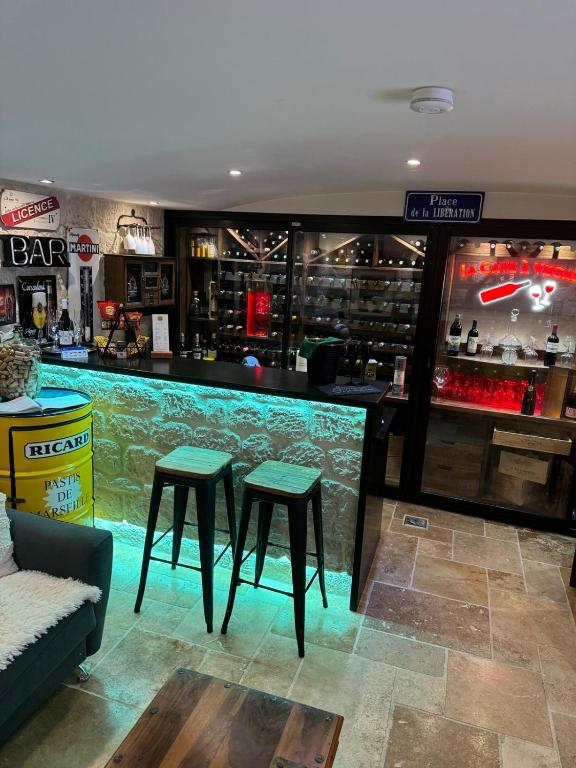 SUITE 785 Chambre Jacuzzi Sauna - Montauban38 de SUITE 785 Chambre Jacuzzi Sauna
