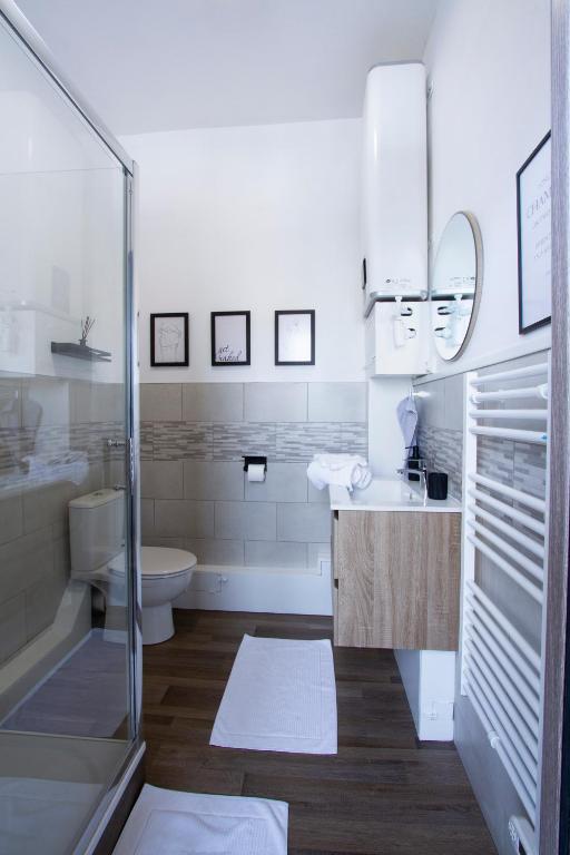 L'Hyper Centre - Netflix & Wifi - Literie Haut de Gamme - check-in 24H24 - GoodMarning - Châlons-en-Champagne5 de L'Hyper Centre - Netflix & Wifi - Literie Haut de Gamme - check-in 24H24 - GoodMarning
