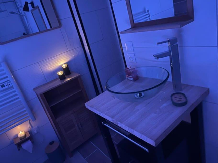 Love Room : Lovely Room 61 - Saint-Clair-de-Halouze20 de Love Room : Lovely Room 61
