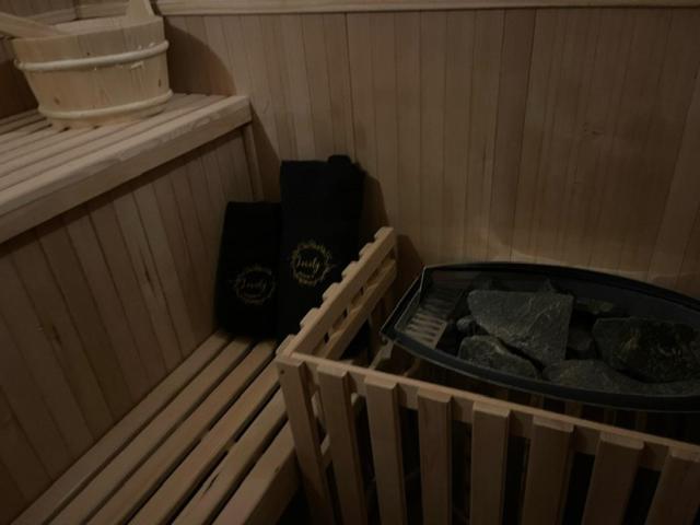 Love Room : Lovely Room 61 - Saint-Clair-de-Halouze2 de Love Room : Lovely Room 61
