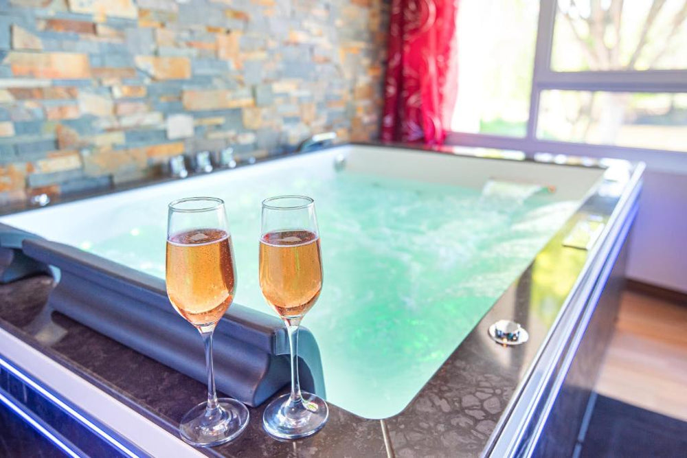 Love room au bord de l'eau. L'instant coquin - Rochefort-sur-Loire18 de Love room au bord de l'eau. L'instant coquin
