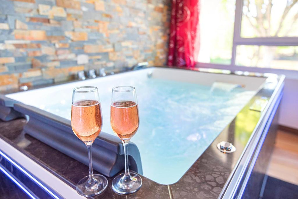 Love room au bord de l'eau. L'instant coquin - Rochefort-sur-Loire22 de Love room au bord de l'eau. L'instant coquin
