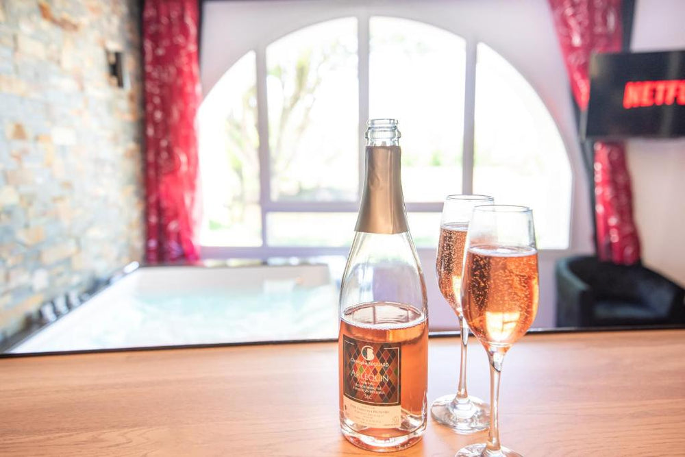 Love room au bord de l'eau. L'instant coquin - Rochefort-sur-Loire24 de Love room au bord de l'eau. L'instant coquin
