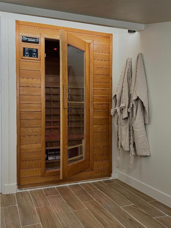 SPA PRIVATIF - LOVE ROOM LUXE - PROCHE DISNEY - Marles-en-Brie1 de SPA PRIVATIF - LOVE ROOM LUXE - PROCHE DISNEY
