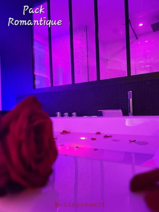 Colorroom31 - Nuit insolite - Spa - Tantra - Love room - Rouffiac-Tolosan29 de Colorroom31 - Nuit insolite - Spa - Tantra - Love room
