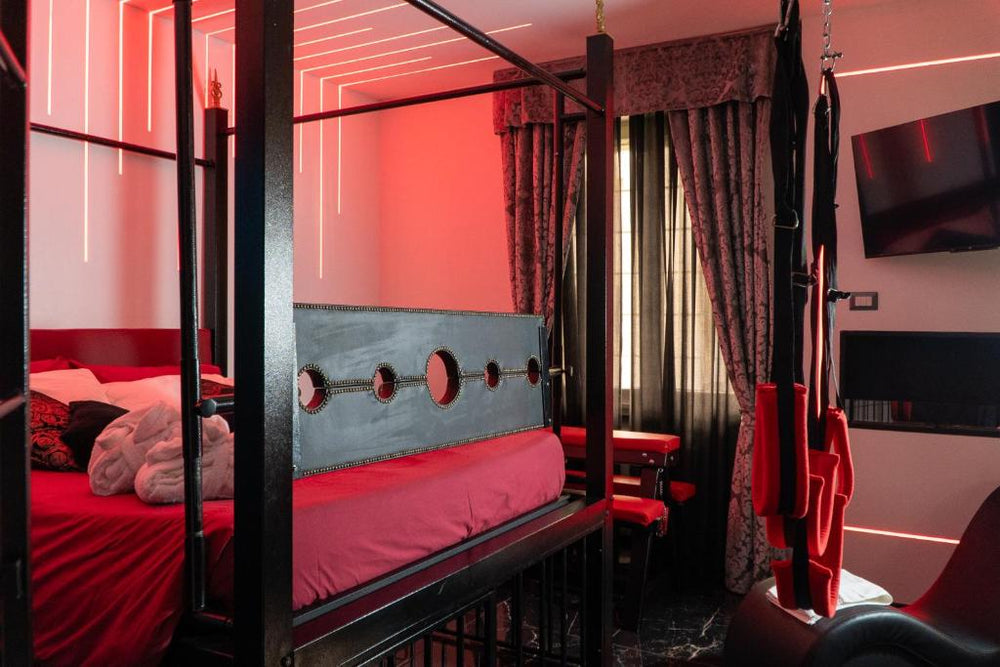 Suite Luxury BDSM - Rome42 de Suite Luxury BDSM
