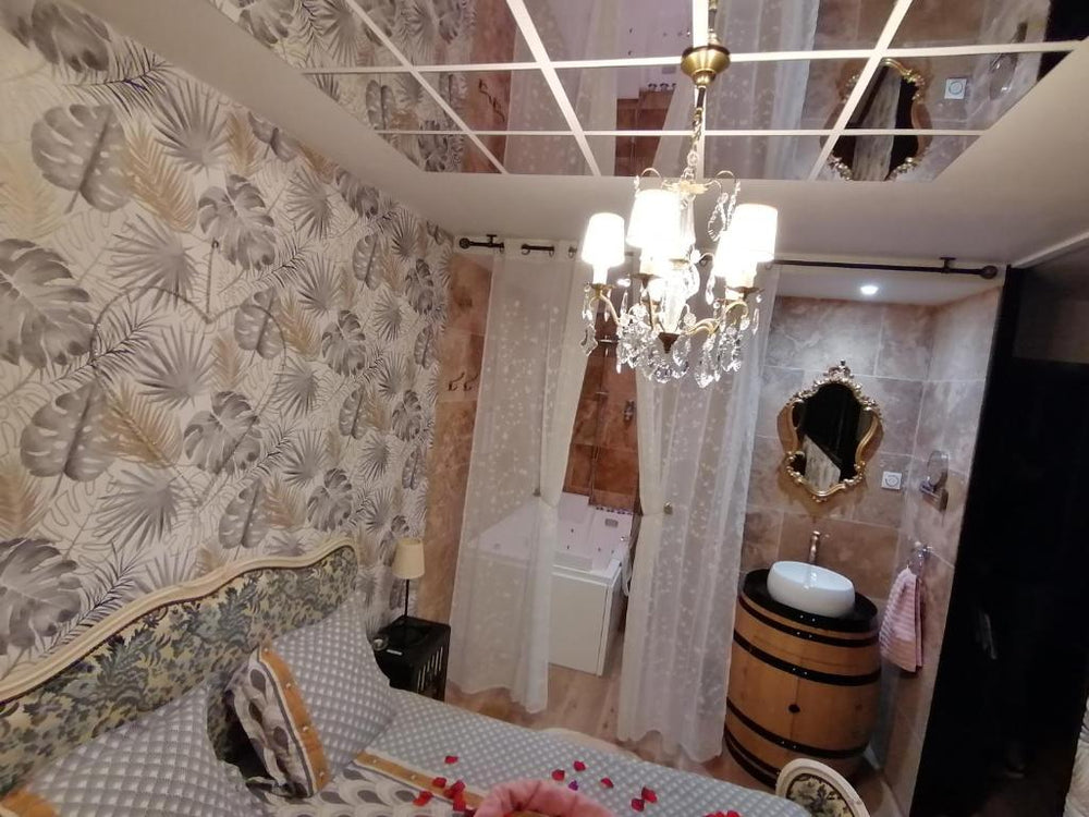 Romantisme et glamour avec spa ,jardin proche zénith - Dijon31 de Romantisme et glamour avec spa ,jardin proche zénith
