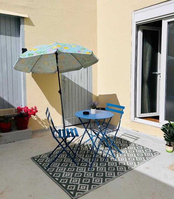 Love room « L'étreinte dorée » - Illiers15 de Love room « L'étreinte dorée »
