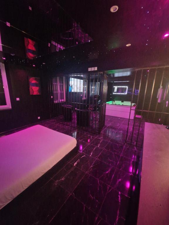 Suite Coquine avec jacuzzi YaoSpa60 - Laigneville11 de Suite Coquine avec jacuzzi YaoSpa60
