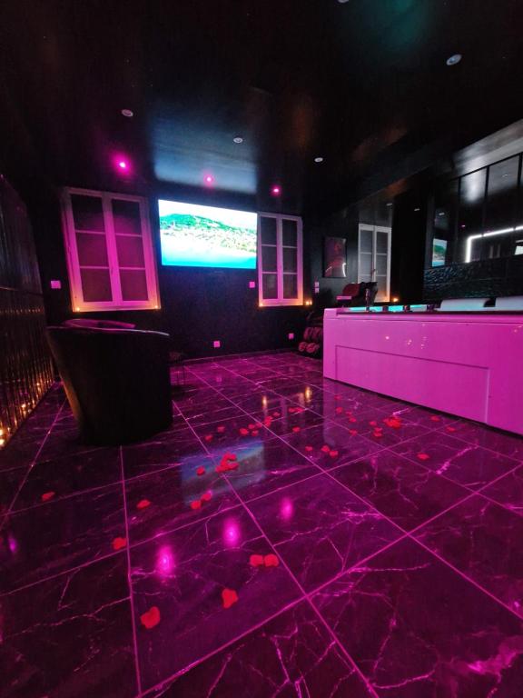 Suite Coquine avec jacuzzi YaoSpa60 - Laigneville13 de Suite Coquine avec jacuzzi YaoSpa60
