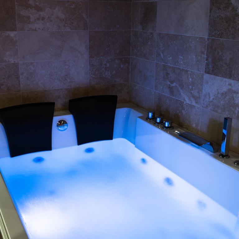 LoveRoom#1 by Pimente ton couple - Cagnes-sur-Mer6 de LoveRoom#1 by Pimente ton couple
