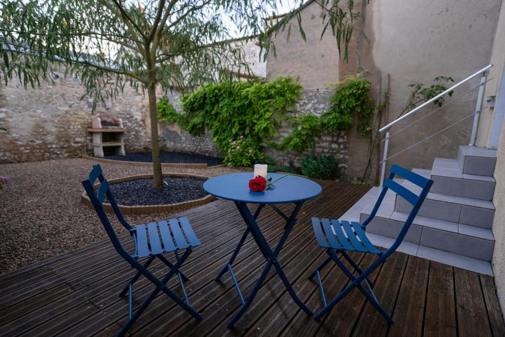 Love Room Une Pause à Deux - Jacuzzi - Chambre Secrète - Château-Landon18 de Love Room Une Pause à Deux - Jacuzzi - Chambre Secrète
