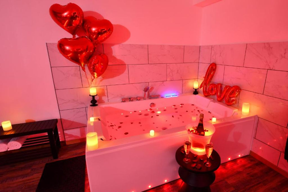 L'Arena - Love Room, Jacuzzi - La Seyne-sur-Mer4 de L'Arena - Love Room, Jacuzzi
