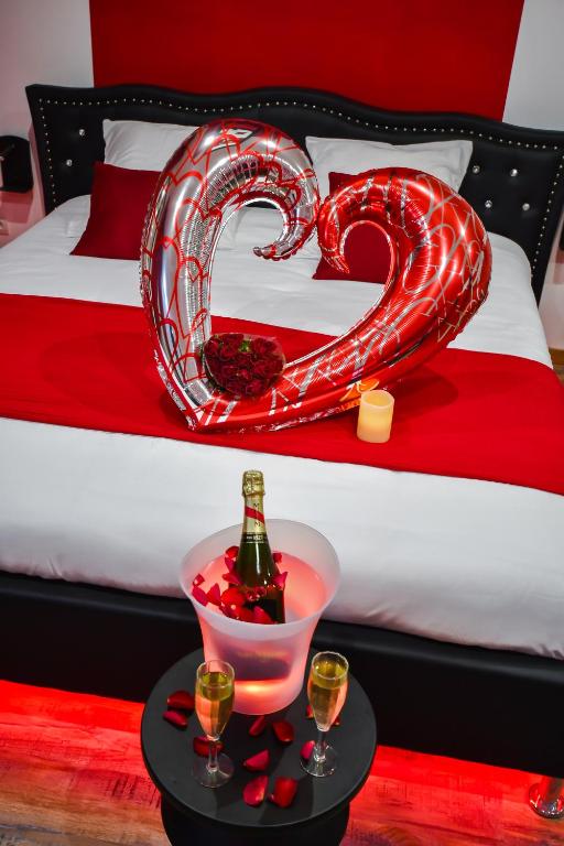 L'Arena - Love Room, Jacuzzi - La Seyne-sur-Mer19 de L'Arena - Love Room, Jacuzzi
