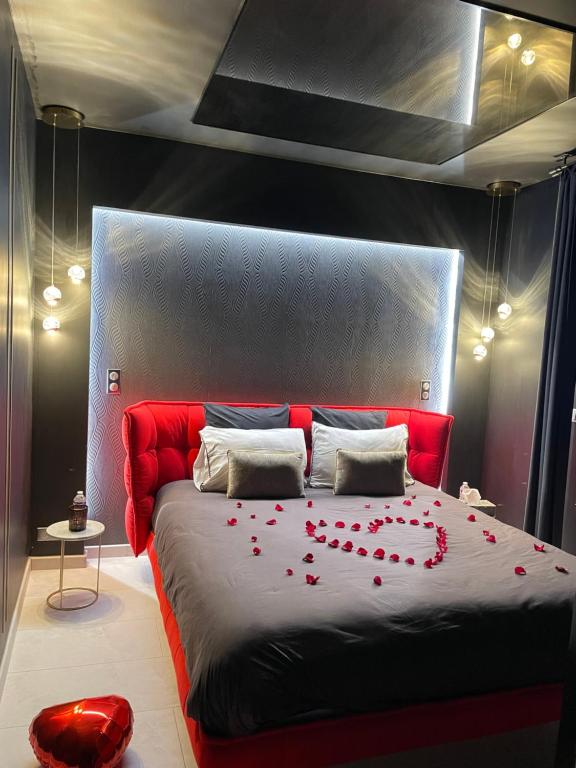 Villa avec jacuzzi privatif - Saint-Cyr-lʼÉcole11 de Villa avec jacuzzi privatif
