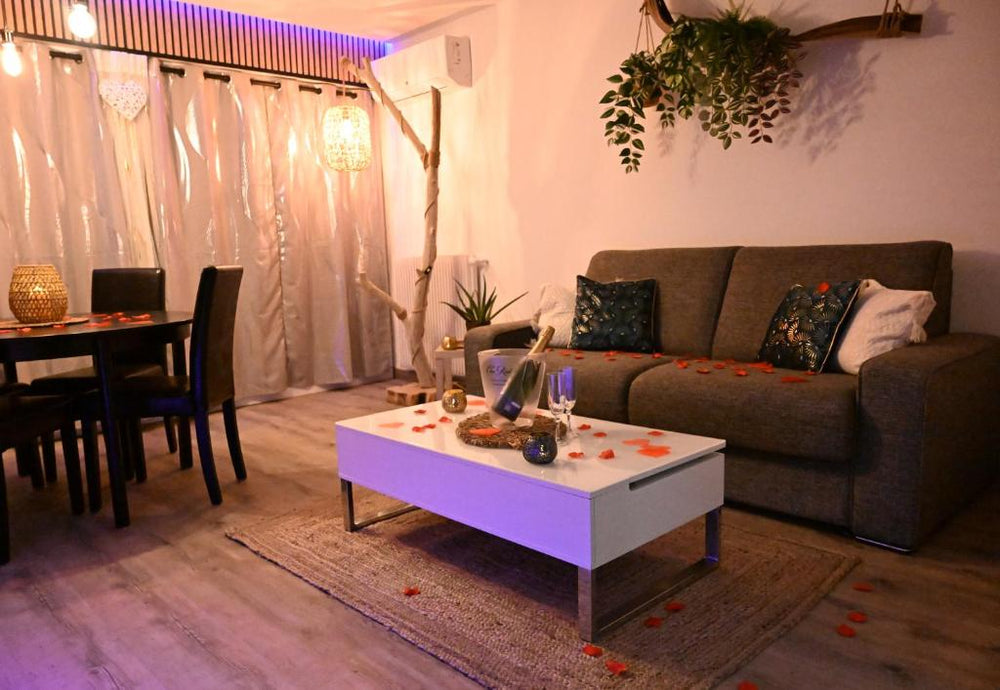 Love Room Luxe Près de la Mer - Fréjus42 de Love Room Luxe Près de la Mer
