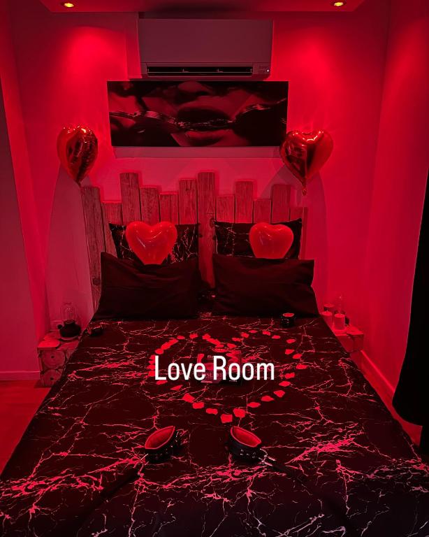 La Maison des Plaisirs Love room - Champigny-sur-Yonne16 de La Maison des Plaisirs Love room

