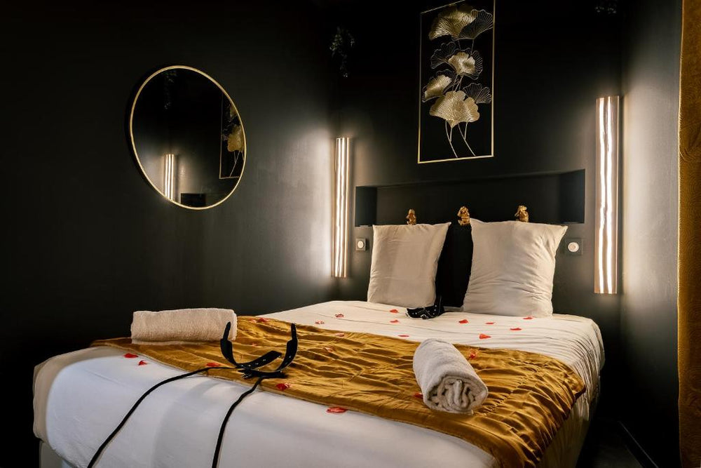 La Clé - Studi Osé - Clim - Baignoire à Bulles - Wifi - Toulon18 de La Clé - Studi Osé - Clim - Baignoire à Bulles - Wifi
