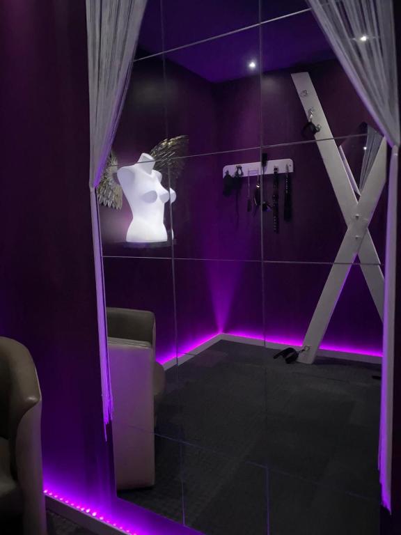 L'alcôve du 510 - Spa - chambre romantique - sauna - salle de jeux - Montauban21 de L'alcôve du 510 - Spa - chambre romantique - sauna - salle de jeux
