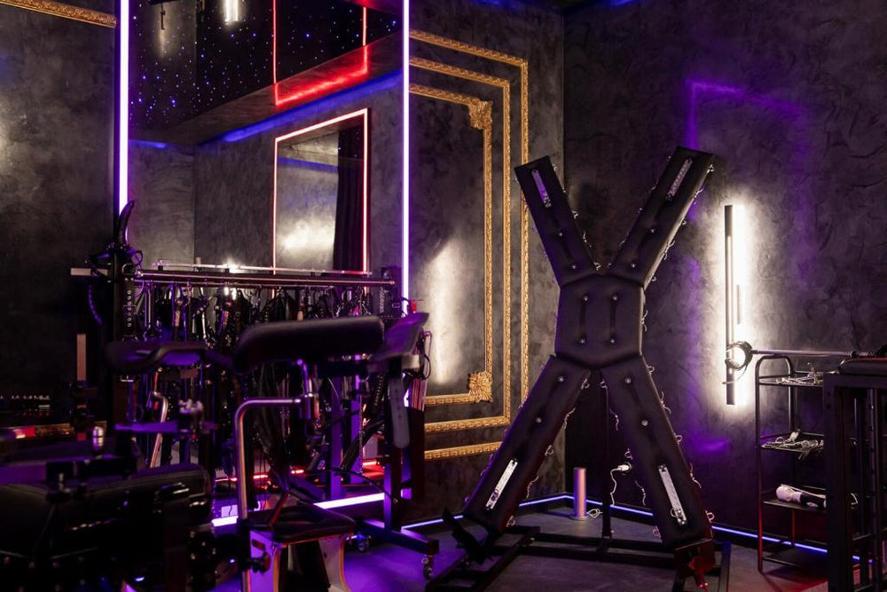 No Limits House - Apartament BDSM Red Desire - Warsaw21 de No Limits House - Apartament BDSM Red Desire
