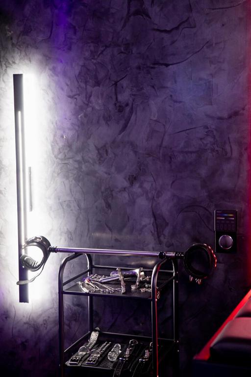 No Limits House - Apartament BDSM Red Desire - Warsaw11 de No Limits House - Apartament BDSM Red Desire
