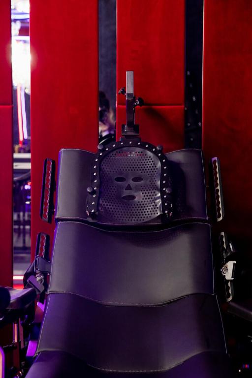 No Limits House - Apartament BDSM Red Desire - Warsaw14 de No Limits House - Apartament BDSM Red Desire
