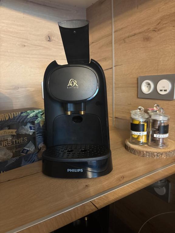 Romantisme et glamour avec spa ,jardin proche zénith - Dijon25 de Romantisme et glamour avec spa ,jardin proche zénith
