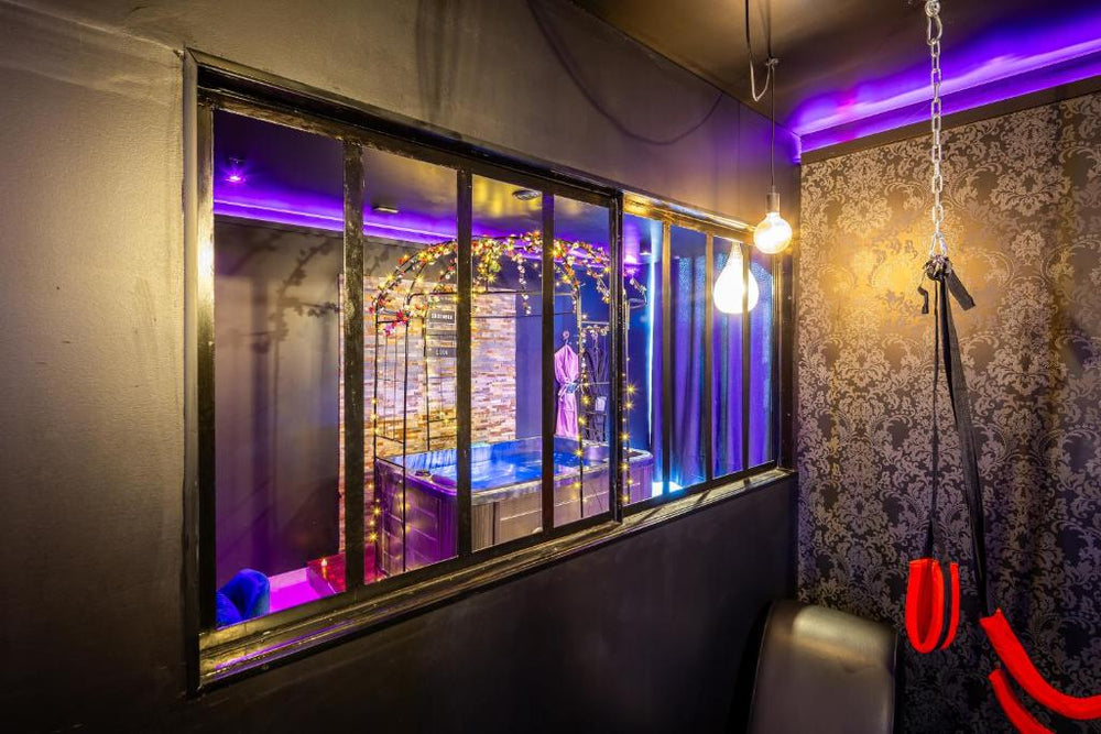 Sweet SECRET'S JACUZZI - Le Breuil3 de Sweet SECRET'S JACUZZI
