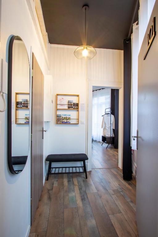 L'Hyper Centre - Netflix & Wifi - Literie Haut de Gamme - check-in 24H24 - GoodMarning - Châlons-en-Champagne21 de L'Hyper Centre - Netflix & Wifi - Literie Haut de Gamme - check-in 24H24 - GoodMarning
