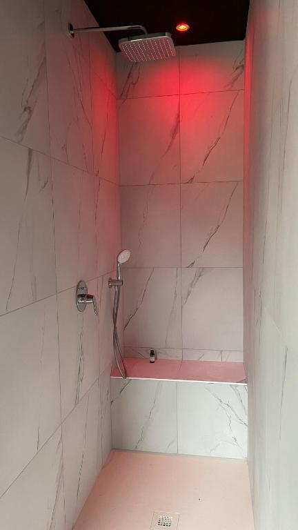 Hom & Love, Love Room BDSM - Homécourt9 de Hom & Love, Love Room BDSM
